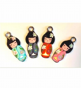 H&CFun 12424-2422 Metal Charms Japonese dolls 4 stuks
