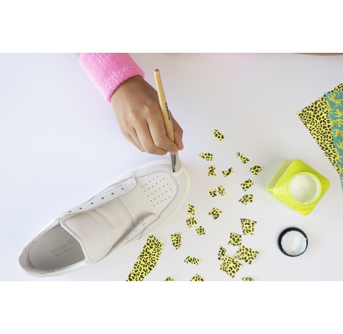 Decopatch papier FDA884 Geel/Groene achtergrond met zwarte stippen