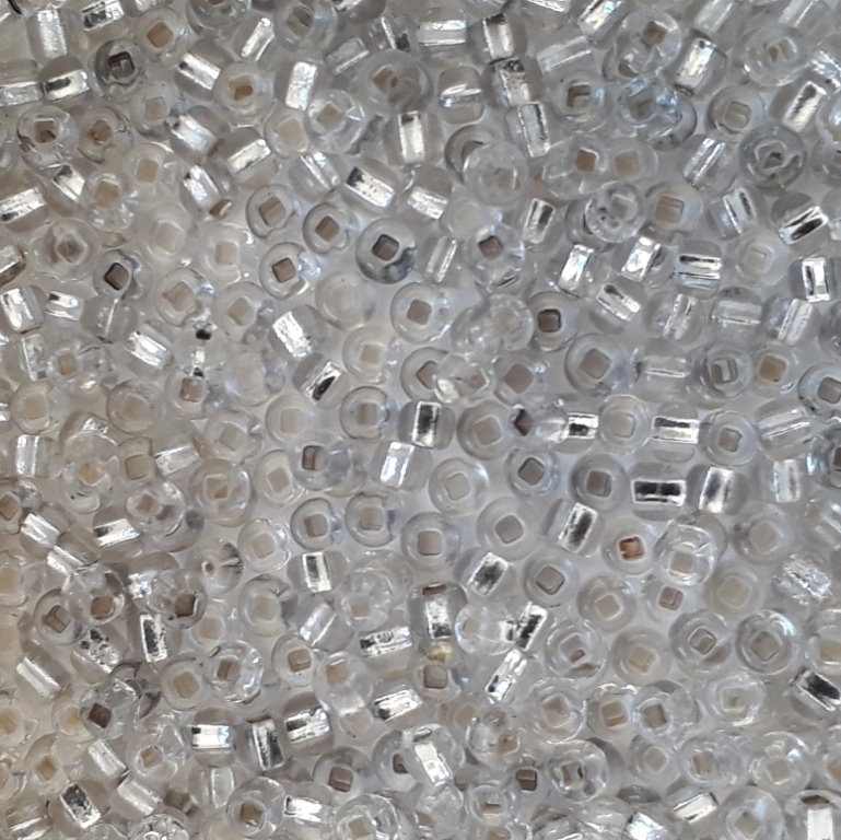 Rocailles 9.503 Transparante glaskralen met zilverkern 2,5mm